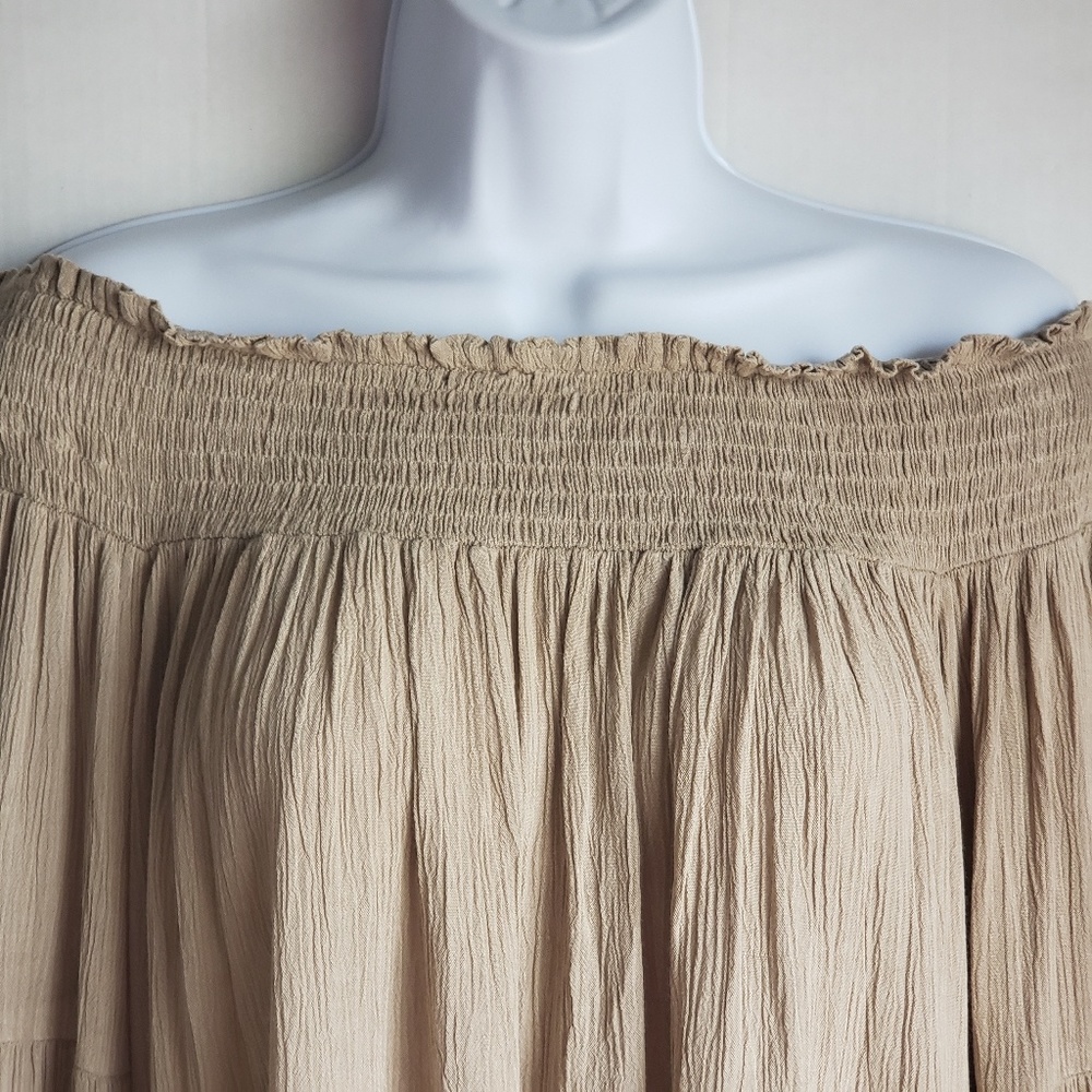 Frazzle off shoulder laced butterfly sleeve top